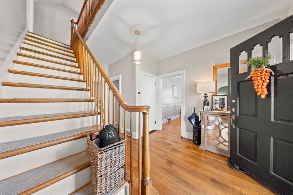 Photo of 714 Bellefonte Princess Rd Rd, Ashland, KY 41101 (MLS # 60399)