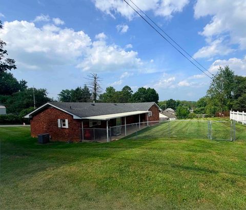 Tiny photo for 2222 Stephens Avenue, Ashland, KY 41101 (MLS # 60990)
