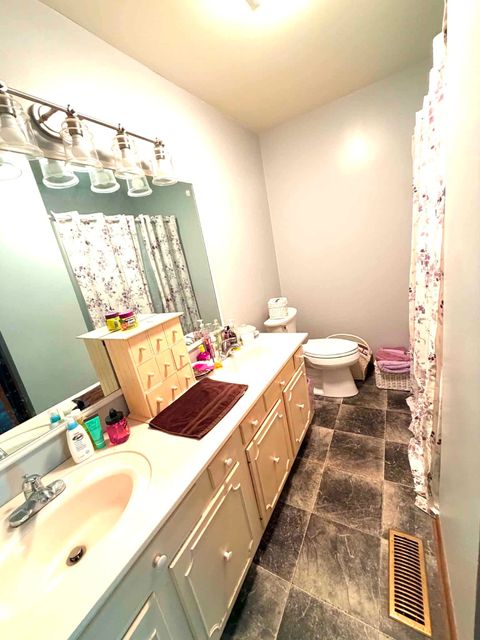 Tiny photo for 2222 Stephens Avenue, Ashland, KY 41101 (MLS # 60990)
