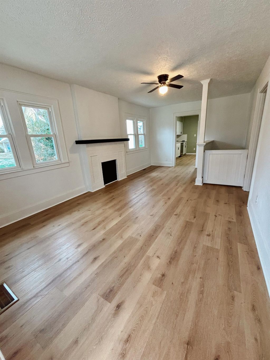 Photo of 2410 Roosevelt Avenue Ave, Ashland, KY 41102 (MLS # 59849)