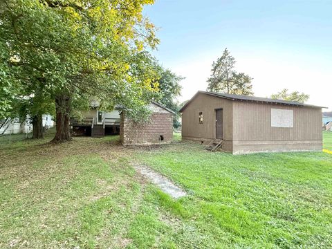 Tiny photo for 1303 Mullins Street, Flatwoods, KY 41139 (MLS # 59580)