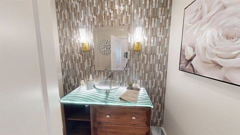 Tiny photo for 1 Isla Street Ln, Barboursville, WV 25504 (MLS # 59585)