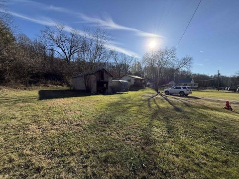 Tiny photo for 1624 W Rose Road, Ashland, KY 41102 (MLS # 60067)