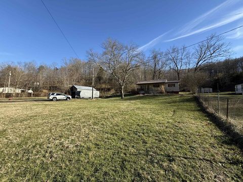 Tiny photo for 1624 W Rose Road, Ashland, KY 41102 (MLS # 60067)