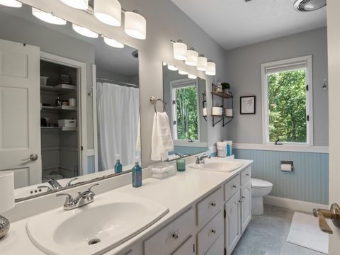 Tiny photo for 116 Sunset Court, Ashland, KY 41101 (MLS # 59179)