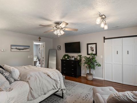 Tiny photo for 116 Sunset Court, Ashland, KY 41101 (MLS # 59179)