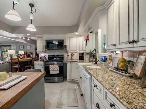 Tiny photo for 116 Sunset Court, Ashland, KY 41101 (MLS # 59179)