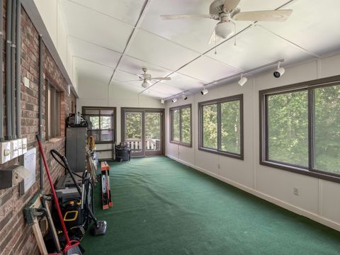 Tiny photo for 116 Sunset Court, Ashland, KY 41101 (MLS # 59179)