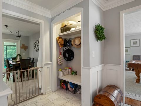 Tiny photo for 116 Sunset Court, Ashland, KY 41101 (MLS # 59179)