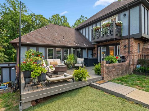 Tiny photo for 116 Sunset Court, Ashland, KY 41101 (MLS # 59179)