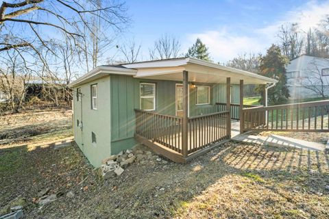 Tiny photo for 712 N 1st Street, Flatwoods, KY 41139 (MLS # 60053)