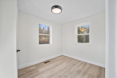 Tiny photo for 712 N 1st Street, Flatwoods, KY 41139 (MLS # 60053)