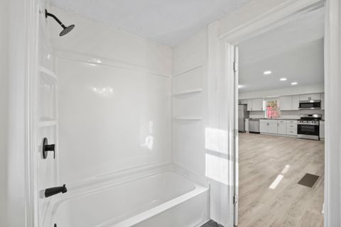 Tiny photo for 712 N 1st Street, Flatwoods, KY 41139 (MLS # 60053)