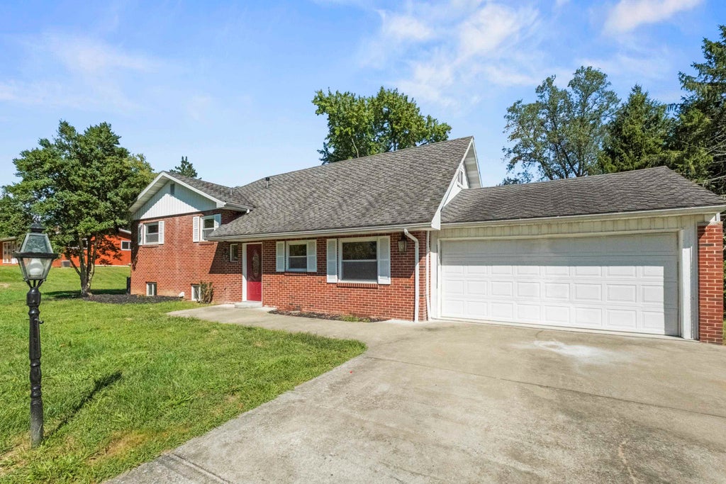 Photo of 503 Franklin Court, Ashland, KY 41101 (MLS # 61343)