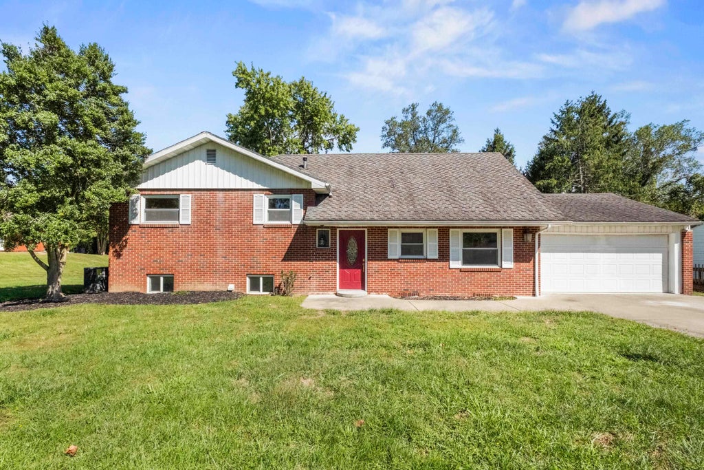 Photo of 503 Franklin Court, Ashland, KY 41101 (MLS # 61343)