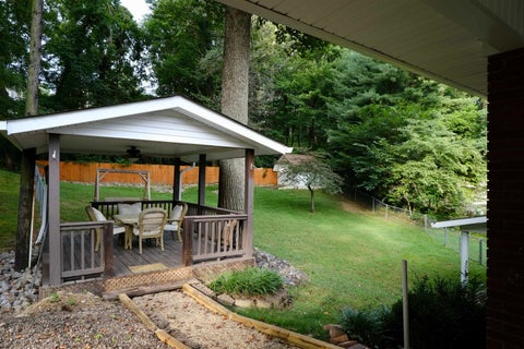 Tiny photo for 5609 Woodbine Road, Ashland, KY 41102 (MLS # 60977)