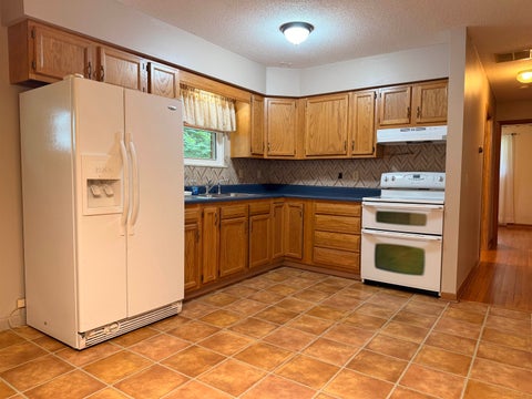 Tiny photo for 5609 Woodbine Road, Ashland, KY 41102 (MLS # 60977)