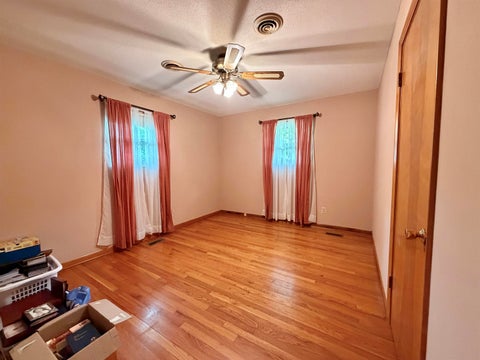 Tiny photo for 5609 Woodbine Road, Ashland, KY 41102 (MLS # 60977)