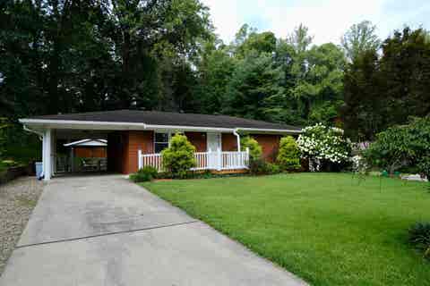 Tiny photo for 5609 Woodbine Road, Ashland, KY 41102 (MLS # 60977)