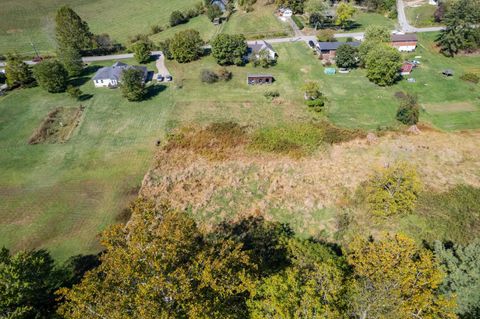 Tiny photo for 8532 Meade Springer Road Rd, Ashland, KY 41102 (MLS # 59597)