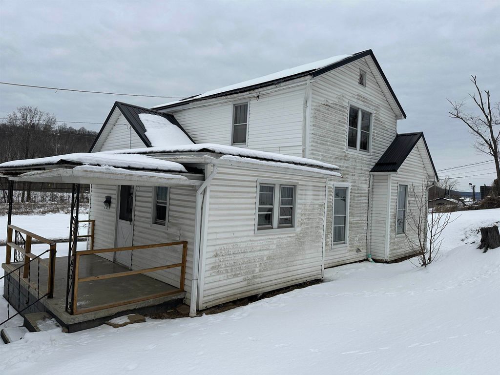 Photo of 73 Fairlane Drive Street, Vanceburg, KY 41179 (MLS # 60158)