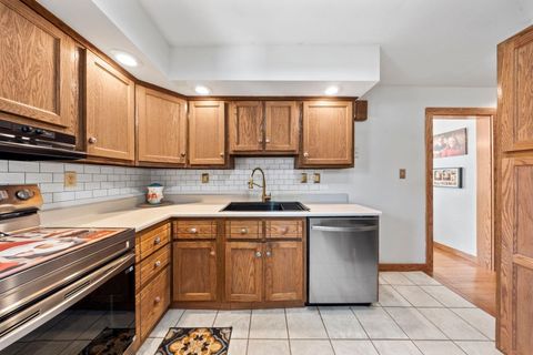 Tiny photo for 4513 Blackburn Avenue, Ashland, KY 41101 (MLS # 60491)