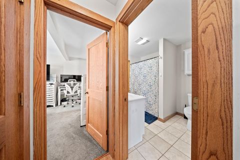 Tiny photo for 4513 Blackburn Avenue, Ashland, KY 41101 (MLS # 60491)