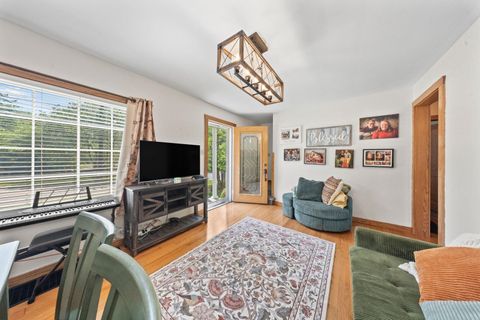 Tiny photo for 4513 Blackburn Avenue, Ashland, KY 41101 (MLS # 60491)