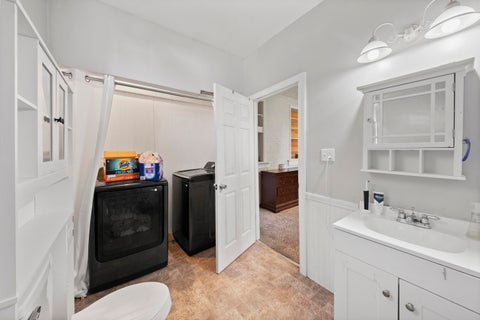 Tiny photo for 1113 Bath Avenue, Ashland, KY 41101 (MLS # 61462)
