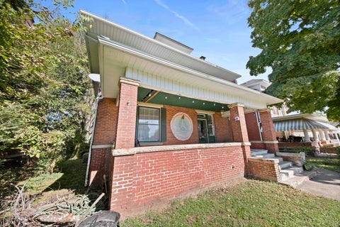 Tiny photo for 1113 Bath Avenue, Ashland, KY 41101 (MLS # 61462)