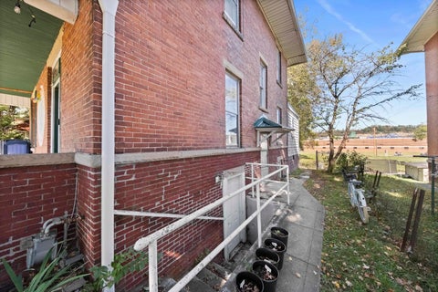 Tiny photo for 1113 Bath Avenue, Ashland, KY 41101 (MLS # 61462)