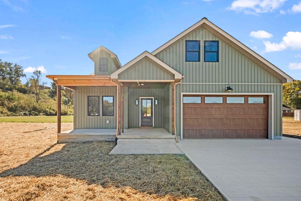 Photo of 45 Peaceful River Drive Dr, Grayson, KY 41143 (MLS # 61460)