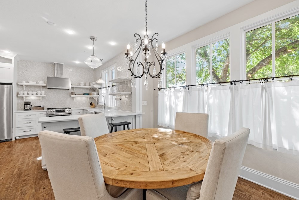 Fredericksburg, Texas, 78624, United States, 4 Bedrooms Bedrooms, ,4 BathroomsBathrooms,Residential,Active,2045743
