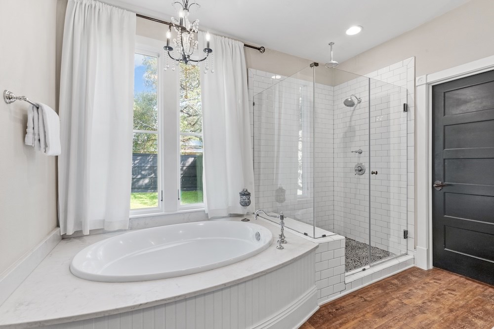 Fredericksburg, Texas, 78624, United States, 4 Bedrooms Bedrooms, ,4 BathroomsBathrooms,Residential,Active,2045743