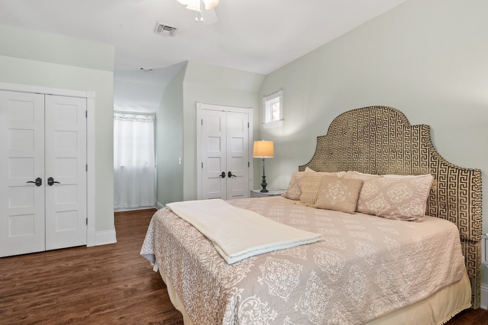 Fredericksburg, Texas, 78624, United States, 4 Bedrooms Bedrooms, ,4 BathroomsBathrooms,Residential,Active,2045743