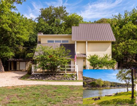 Photo of 2985 Hwy 39, Hunt, TX 78024 (MLS # 104223)