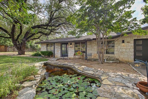 Photo of 202 Bluebonnet, Fredericksburg, TX 78624 (MLS # 104624)