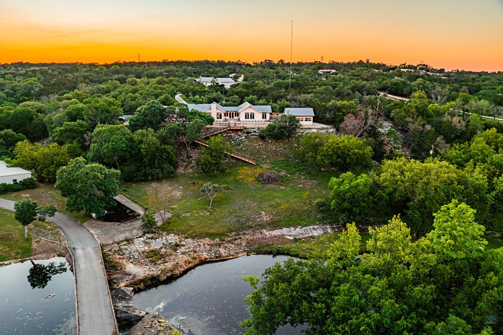 Fredericksburg, Texas, 78624, United States, 2 Bedrooms Bedrooms, ,3 BathroomsBathrooms,Residential,Active,2034005