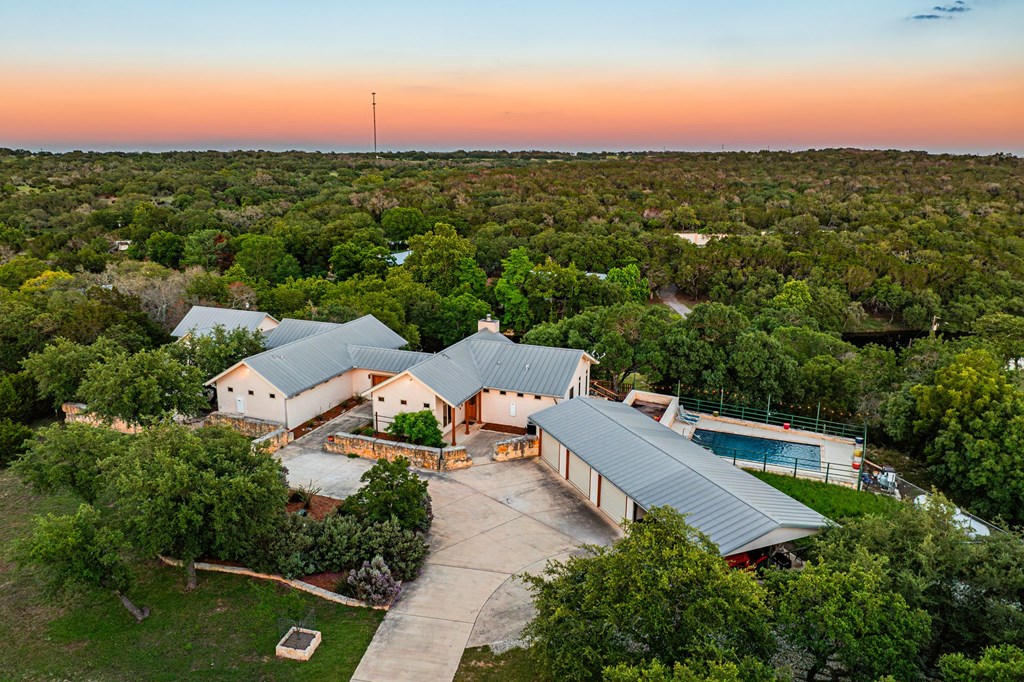 Fredericksburg, Texas, 78624, United States, 2 Bedrooms Bedrooms, ,3 BathroomsBathrooms,Residential,Active,2034005