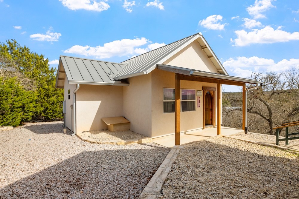 Fredericksburg, Texas, 78624, United States, 2 Bedrooms Bedrooms, ,3 BathroomsBathrooms,Residential,Active,2034005