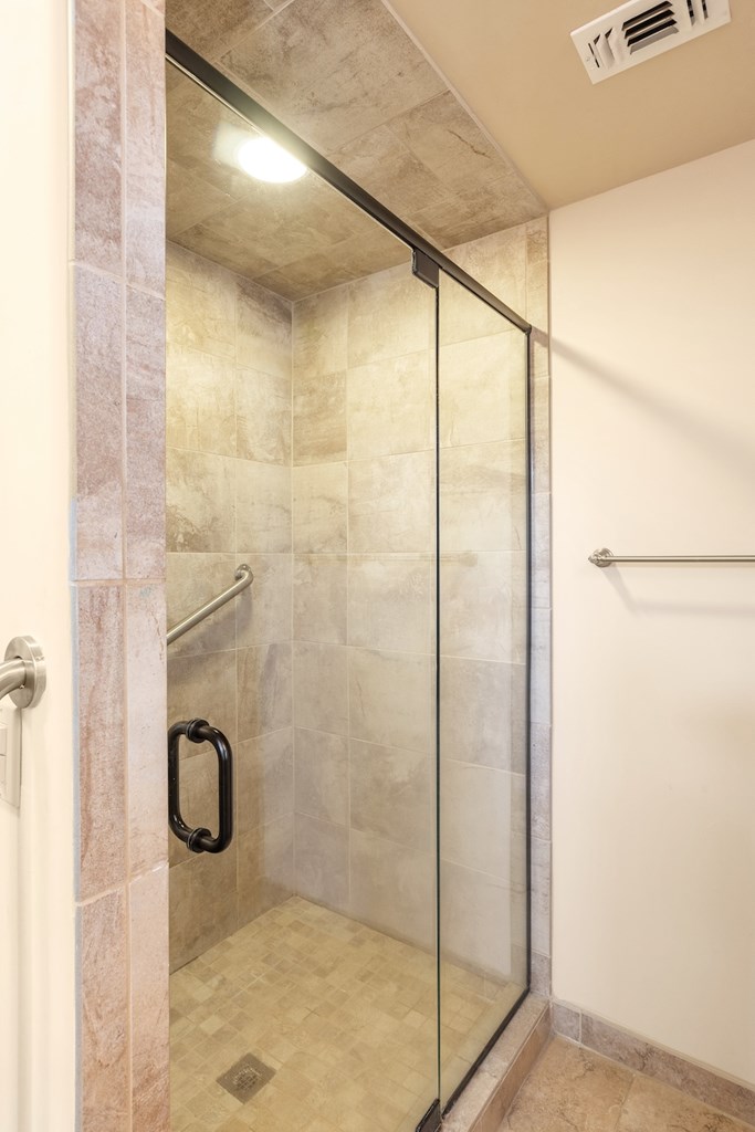 Fredericksburg, Texas, 78624, United States, 2 Bedrooms Bedrooms, ,3 BathroomsBathrooms,Residential,Active,2034005
