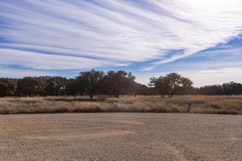 Photo of Lot 15 Legacy Oaks Dr, Harper, TX 78631 (MLS # 100572)
