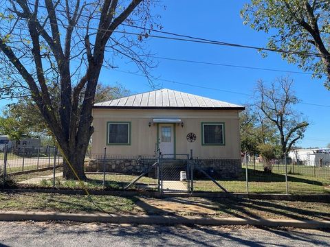Photo of 516 Silver Maple, Fredericksburg, TX 78624 (MLS # 99428)
