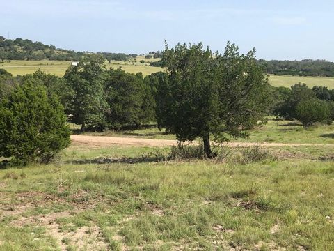 Photo of Tract 4 Southview Ridge Ln, Fredericksburg, TX 78624 (MLS # 104075)