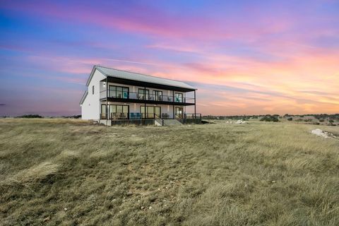 Photo of 300 Junker Hill Dr, Fredericksburg, TX 78624 (MLS # 101783)