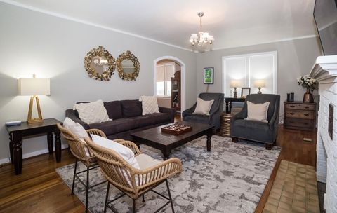 Photo of 215 W College St, Fredericksburg, TX 78624 (MLS # 88039)