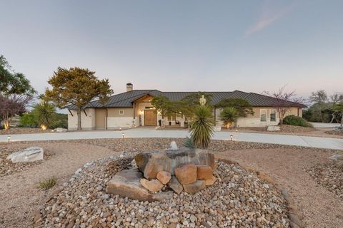 Photo of 166 Paramount View, Kerrville, TX 78028 (MLS # 104058)