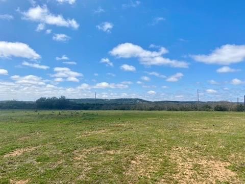 Photo of 601 Upper Liveoak Rd, Fredericksburg, TX 78624 (MLS # 104145)