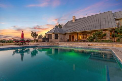 Photo of 647 Funf Kinder Rd, Fredericksburg, TX 78624 (MLS # 104131)