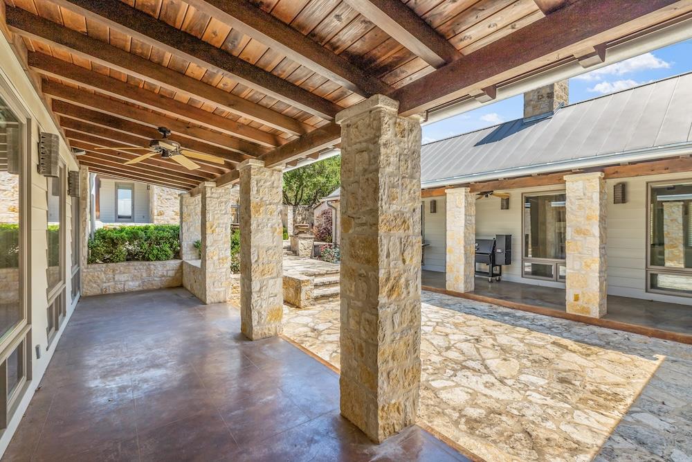 Fredericksburg, Texas, 78624, United States, 3 Bedrooms Bedrooms, ,5 BathroomsBathrooms,Residential,Active,2015801